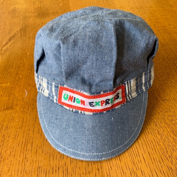 Toddler boys hat - Picture 2 of 4